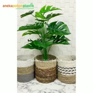 Pohon Hias Daun Monstera Tapak Gajah X18 Semi Latex Artificial Pot Dasar Plastik Cover Seagrass Tanaman Dekorasi Ruangan