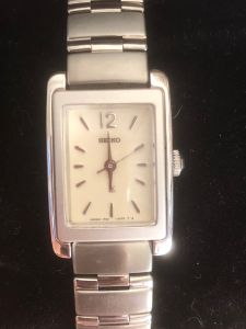 Đồng hồ Seiko sang trọng cá tính