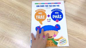 Sân chơi trí tuệ cho trẻ - Não trái + Não phải (kèm sticker vui nhộn)