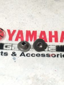 Rumah kuku klep retainer riteiner kuku klep topi klep Yamaha R25 MT25 baru original