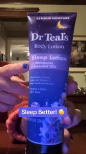 Sữa dưỡng thể 24 HOUR MOISTURE Dr Teals Body Lotion Sleep Lotion 226.8g cho da khỏe mạnh giúp ngủ ngon hơn của Mỹ