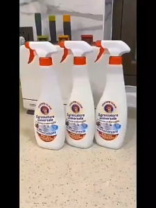 Oil stain remover Super Strong Cleaning Agent for Removing Grease Stains and Removing Scale in the Kitchen