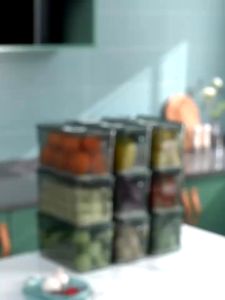 Refrigerator Storage Box Timing Fresh Fridge Food Organizer 冰箱定时保鲜食品收纳 Food Container with Lid and Openwork Drain Veggies Fruits Eggs Pantry Kitchen Food Storage Organizer