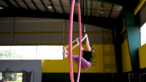 Aerial Yoga Hoop ห่วงฮูปสำหรับโยคะฟลาย - ห่วงกายกรรม ยิมนาสติก เปลญวนโยคะบนอากาศ