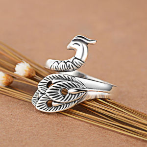 Yarn Needle Finger Hook Knitting Tool Ring with Thread Sweater Hanging Needle Hand Protection Crochet Ring DIY Home Textile