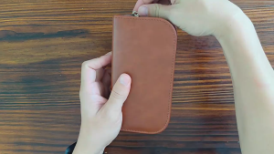 Bộ Xi Đánh Giày Kèm Phụ Kiện Cao Cấp Tiện Dụng HKD132