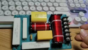 MẠCH PHÂN TẦN CHO BASS 25 30 40 WEAH2505 - BASS + TRÉP - GIÁ 1 CÁI - MẠCH PHÂN TẦN 2 ĐƯỜNG TIẾNG