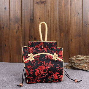 Silk Embroidered Handbag Evening Party Accessory for Women Traditional Chinese Trend Gift Memorabilia New Eastern Memory Brand