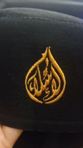Kopiah LOGO Lace Exclusive TEBAL & TAHAN LASAK DIJAHIT SULAM