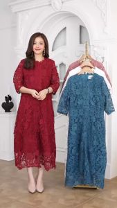 Cutie Minute อก ฟรีไซส์ 42" 44" 46" เดรสลูกไม้เนื้อหนาเกรดพรีเมี่ยม ใช้ลายลูกไม้สวยหรูมากค่ะ ดีเทลใช้ผ้าลูกไม้แต่งกุ้นที่ชุดได้สวยและลงตัวมากค่ะ