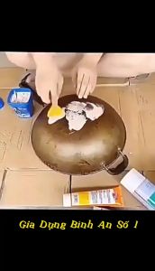 Kem Tẩy Rửa Xoong Nồi Đánh Bay Vết Bẩn Đa Năng Hàn Quốc 500g