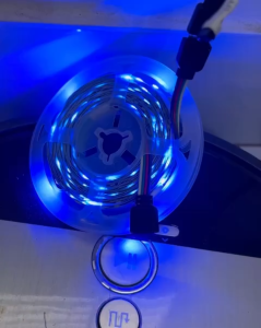 Dây đèn led dán dài 5 mét đa màu có điều khiển từ xa