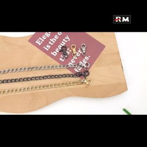 [Phiên bản táo bạo] Dây chuyền túi Khóa kết nối Khóa trang trí Khóa lò xo Túi nữ Khóa treo DIY Khóa đĩa hoa mận Phụ kiện phần cứng hành lý Khóa móc chó cưng