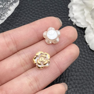 30 Chiếc Acrylic Viền Vàng Mạ Vàng Đục Lỗ Hoa Hồng Quyến Rũ Bộ DIY Vòng Cổ Bông Tai Vòng Tay Thủ Công Hoa Cổ Điển Phụ Kiện Thời Trang