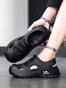 Casual Mens Sandals Summer New Outdoor Wear Anti-slip Wear-resistant Beach Water Shoes Sports Driving Cool Slippers