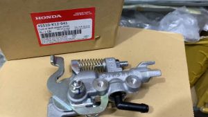 Cụm xi lanh phanh chính phía trên xe lead 125 (45510K12941)