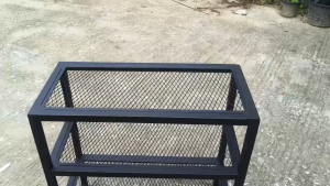 ชั้นวางรองเท้า 3 ชั้น ขายกสูงวางเท้าได้ ชั้นวางเป็นตะแกรงทั้ง 3 ชั้น โครงเหล็ก 1 นิ้ว งานแบบสำเร็จ