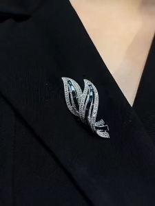 Elfindo-212 Bros Wanita Hijab Motif Daun Crystal Elegent/Bros Brooch Pins Aksesories Fashion Wanita