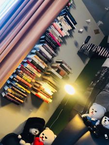 Nordic Wall Hanging Invisible Shelves Home Wall Simple Living Room Stainless Steel Corner Creative Art Special-Shaped Storage Rack