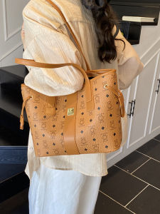 Fashionable Casual Ladies Crossbody Bag Lightweight Single Shoulder Handbag Bucket Shape Printed Animal Pattern British Style