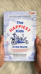 Novel The Happiest Kids In The World Renebook: Rahasia Parenting Anak Paling Bahagia Sedunia