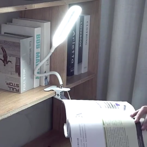 USB Clip On Reading Lamp Eye Protection Desk Light Bendable LED Table Lamp for Study Bedside Bedroom Home Office