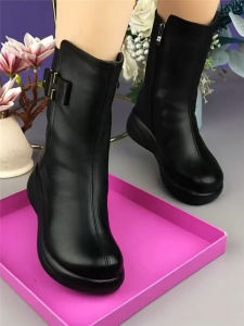 Womens Mid-Calf Martin Boots Comfortable Soft Bottom Thickened Leather Wool Integrated Snow Boots Winter New Style Mom Shoes