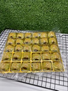LW Nyonya Pineapple Tart 娘惹黄梨饼