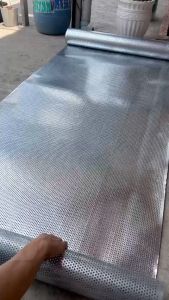 ( Khổ cao 1m x dài 1m . - dày 4zem) Tôn dầu mạ kẽm đột lỗ tổ ong tôn dầu lỗ 4ly chất lượng