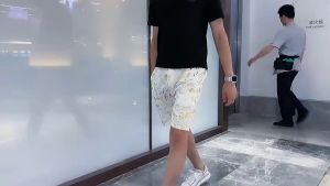 2024 Summer Mens Fashion Trend Loose Fit Quick Drying Versatile Casual Beach 5/4 Shorts