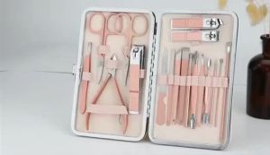Bộ Kiềm Cắt Móng Tay 18 Món Màu Hồng - Bộ Dụng Cụ Bấm Móng Tại Nhà