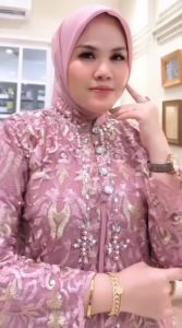 T&M-gamis brukat set inner outer terbaru ootd lebaran 2025 mewah elegan shafira gamis brukat terbaru