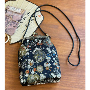 Love of Butterfly New Chinese Style Handmade Silk Fabrics Retro Crossbody Bag for Cheongsam Horse-Face Skirt Mobile Coin Purse for Women