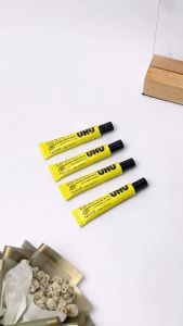 Lem Serba Guna UHU 60 ml - Perekat Serbaguna Original dan Berkualitas dengan Harga Termurah - Cocok untuk Kayu, Kertas, Kulit, Besi, dan Lainnya