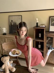 ชุดเดรสยาวปานกลางลายสก็อตสีแดง ชุดเดรสยาวปานกลางผู้หญิง ชุดเดรสยาวปานกลางฤดูหนาว ชุดเดรสยาวปานกลางทรงเอ ชุดเดรสยาวปานกลางแขนยาว