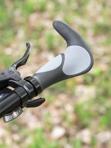 Shockproof Bike Handlebar Grips Ergonomics with Extended Bar Non-slip Rubber Bike Grips Durable MTB Cuffs Bicycle Accessories