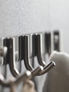304 Stainless Steel Thickened Wall Hooks No Punch Adhesive Sticky Hooks for Bathroom Kitchen Black/Silver (3/4/5/6/7/8 Hooks) Coat Towel Robe Hanger