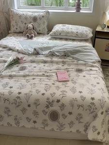 YALU | Cooling Ice Silk Summer Blanket For Air Conditioned Rooms Single Double Use Washable