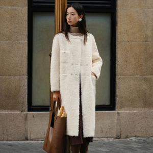 Yigue | White Long Faux Fur Luxury Coat