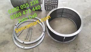 Khung gắn sàng nghiền bột trong máy Toàn Phát