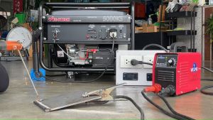 VIGOTECH เครื่องปั่นไฟเบนซิน 4000 วัตต์ เต้าปลั๊ก 16A 2 เต้า ใช้ตู้เชื่อม 90A เชื่อม 3.2 มิลได้ VIGO-5000KS - เสริมความสะอาดและยืดหยุ่นกล้าม