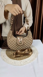 PROMOSI Readde.Label Tas Bohu wanita tas tangan wanita Tas skincare wanita Tas Ootd wanita viral