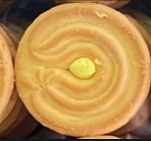 ขนมปี๊บ ปังปี๊บนำมาบรรจุถุงมีขนาดน้ำหนัก 500 กรัมและ1000 กรัมมี ABC คุ๊กกี้ ขาไก่ สะโพกไก่ เวเฟอร์สติ๊ก รวมมิตร มินิชีสสับปะรด หมีชอคโกแลค รับประกันใหม่ทุกถุงพร้อมส่ง ราคาส่ง คุณภาพดี ถูกสดอร่อย ไม่หืน ทานเล่น อาหารว่าง แจก ทำบุญ โปรดอ่านพอใจก่อนสั่งค่ะ