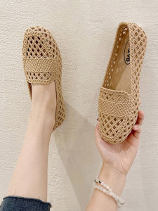 รองเท้าแตะผู้หญิง 2025 ฤดูร้อนใหม่ รองเท้าแตะแบบสวมหัว ระบายอากาศได้ดี รองเท้าพยาบาล ส้นแบน พื้นนุ่ม ใส่สบาย