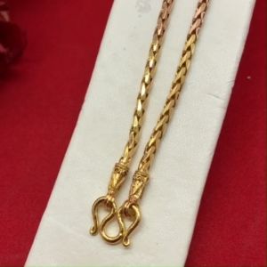 สร้อยคอลายสี่เสา หางกระรอก 26 นิ้ว สี 3K สามกษัตริย์ เทียบเท่าน้ำหนัก 1 บาท งานไมครอน ใส่ได้ทุกโอกาส พร้อมส่ง