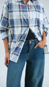 Logo Jeans Kemeja Wanita Agnetha White Blue 24A51L5WL