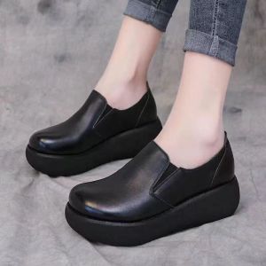 Non-Slip Kitchen Shoes for Women Waterproof Oil Resistant Thick Bottom Anti-Odor Professional Chef Shoes Black Work Shoes