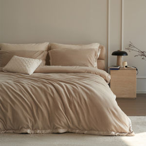 Warm Velvet Bedding Set