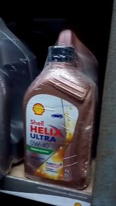 Shell Helix Diesel Ultra 0W-40 น้ำมันเครื่องดีเซลสังเคราะห์แท้ 100% ขนาด 6Ltrs, 7Ltrs, 8Ltrs, 9Ltrs