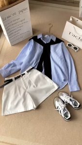 Set công sở mặc hè bộ đồ đi biển áo sơ mi cổ bẻ tay dài Lụa sọc kèm khoác phối quần short Kaki có nịt